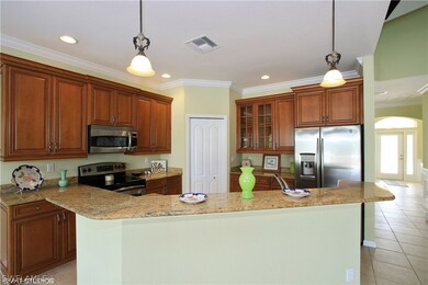Beautiful Kitchen with Granite Countertops & Raise