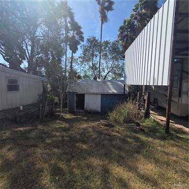 8238 Lago Vista Dr, Edcouch, TX 78538 - photo 7