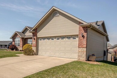 1861 Wellington Ln, Maryville, IL 62062 - photo 3