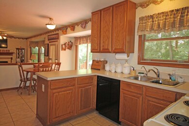 836 Wedgewood Dr, Marysville, OH 43040 - photo 7