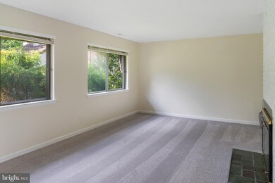 8 E Azalea Ln, Mount Laurel, NJ 08054 - photo 3