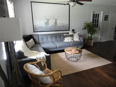 1016 Russell Ln, Bedford, TX 76022 - photo 2