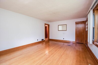 2304 Abbott Dr, Johnson City, TN 37601 - photo 6