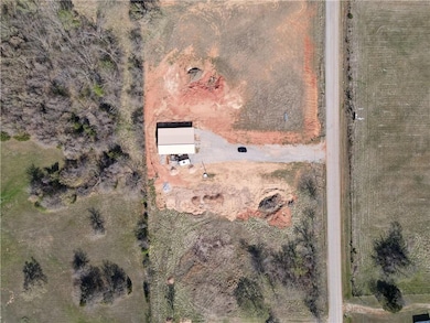 31448 Memorial Rd, McLoud, OK 74851 - photo 6