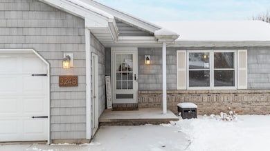 3248 S Blue Spruce Ln, Appleton, WI 54915 - photo 2