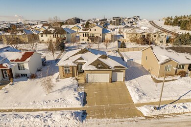 1208 Eagle Crest Loop, Bismarck, ND