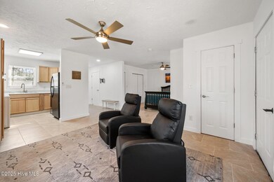 12-web-or-mls-224-sycamore-rd