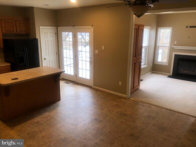 10325 Lantern Ln, Hagerstown, MD 21740 - photo 5