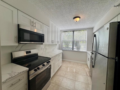 955 Egret Cir unit 201, Delray Beach, FL 33444 - photo 3