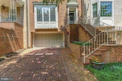 8053 Rising Ridge Rd, Bethesda, MD 20817 - photo 3