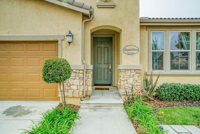 3026 Mount Rainier Ln, Clovis, CA 93619 - photo 2