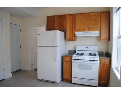 13 Highland St, Revere, MA 02151 - photo 3