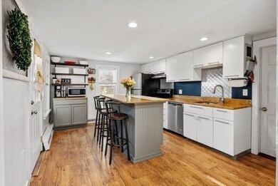 129 Salem St, Rockland, MA 02370 - photo 4