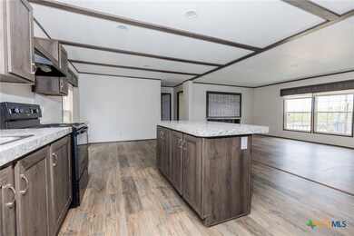 886 Greystone Dr, Copperas Cove, TX 76522 - photo 5