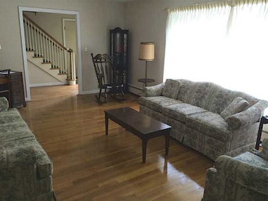 201 Wyndham Ave, Providence, RI 02908 - photo 5