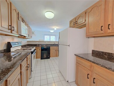 33 Waterview Dr unit F, Smithfield, RI 02917 - photo 6