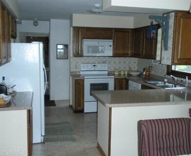 425 Hill Lake Rd, Wayland, MI 49348 - photo 5