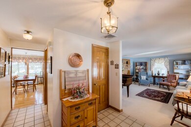 8 Cricket Ln, Worcester, MA 01602 - photo 7