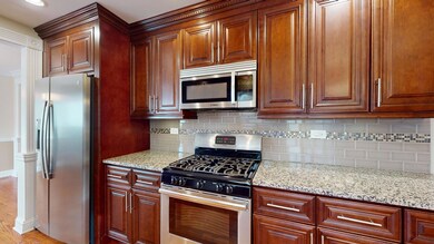 1327 Larchmont Dr, Buffalo Grove, IL 60089 - photo 7