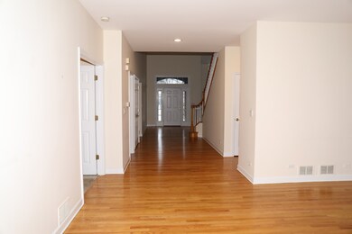 2727 Aspen Ct, Glenview, IL 60026 - photo 3