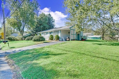 31 W Jumping Brook Rd, Neptune, NJ 07753 - photo 3