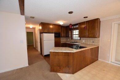 1209 Pinewood Ln, Crestview, FL 32539 - photo 7