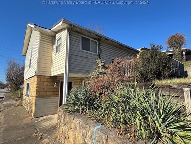 1606 Fletcher Ave, Dunbar, WV 25064 - photo 2