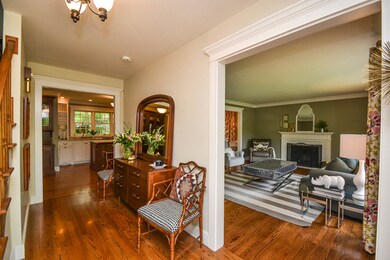 1114 Dover Ct, Batavia, IL 60510 - photo 2