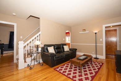 32 Rowena St, Worcester, MA 01606 - photo 3