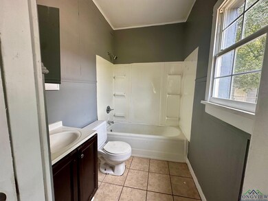 1024 Myrtle St, Kilgore, TX 75662 - photo 7