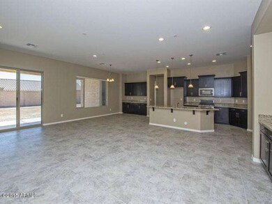005_Beautiful Open Floorplan