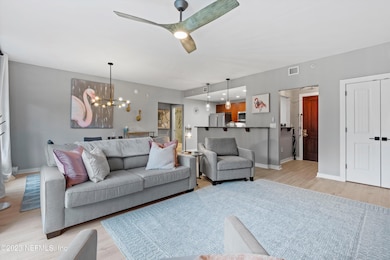 06-Living Area