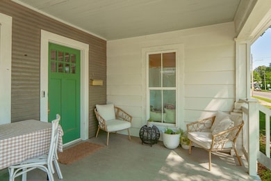 812 N 7th Ave, Laurel, MS 39440 - photo 2