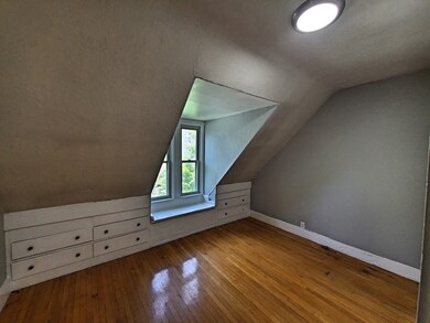 103 Green Hill Pkwy unit 2, Worcester, MA 01605 - photo 4
