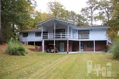 306 Country Club Dr, Jacksonville, NC 28546 - photo 3