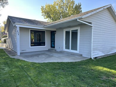 820 E 9th St, the Dalles, OR 97058 - photo 3