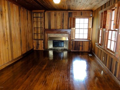 214 Riley Ave, Macon, GA 31204 - photo 2