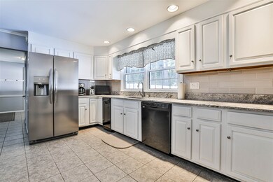 138 Campbell St, Manchester, NH 03104 - photo 5