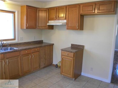 4811 Burchfield Ave, Lansing, MI 48910 - photo 6