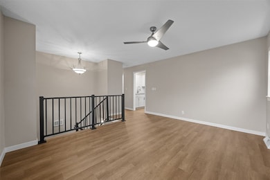 3221 Bramble Rd SW, Cedar Rapids, IA 52404 - photo 4