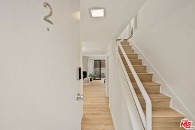 1532 9th St unit 2, Santa Monica, CA 90401 - photo 3