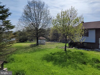 22 Outlaw Trail, Maysville, WV 26833 - photo 5