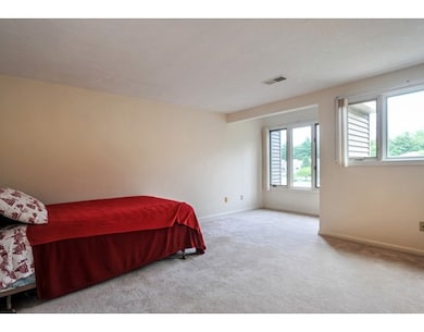 340 Centre Ave unit 37, Rockland, MA 02370 - photo 4