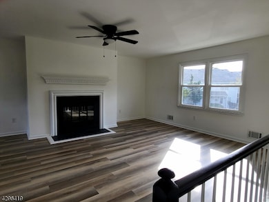 31 Hancock Ct, Flemington, NJ 08822 - photo 2