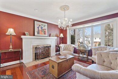 7611 Woodridge Cir, Alexandria, VA 22308 - photo 4