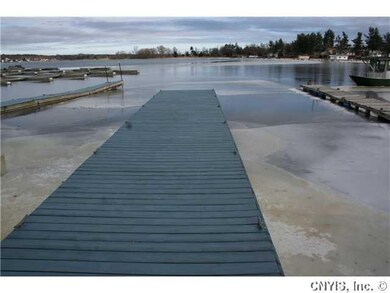 Waterfront/Dock/Pier