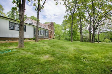 9053 N Keystone Ln-36