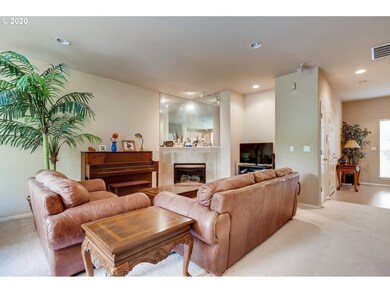 20292 Hoodview Ave, West Linn, OR 97068 - photo 2