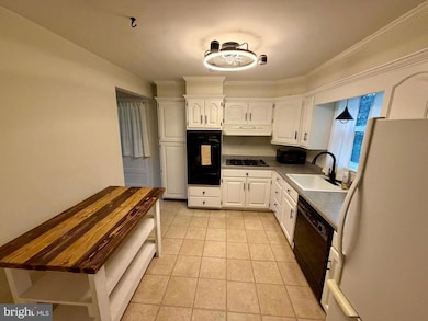 2475 Wharton Rd, York, PA 17402 - photo 3