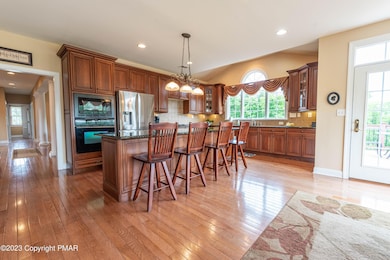 417 Jacob Ct, Nazareth, PA 18064 - photo 4